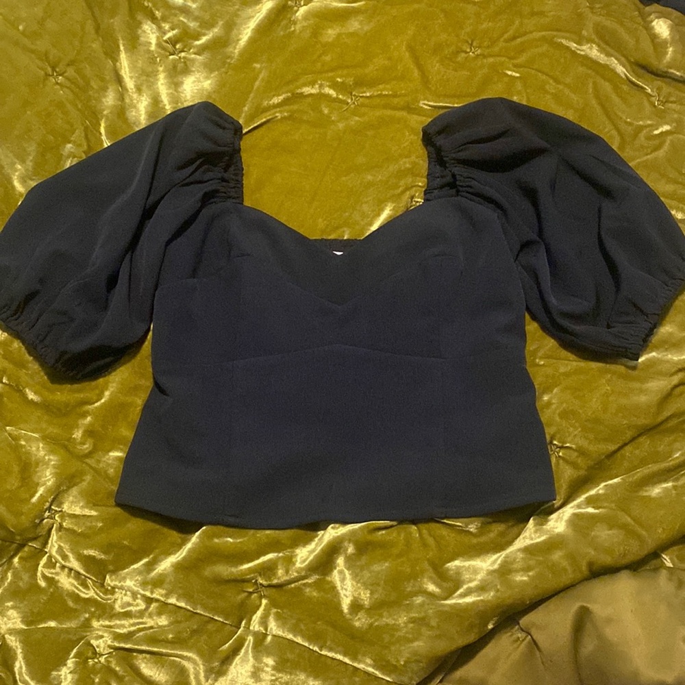 Abercrombie & Fitch Sweetheart Puff Sleeve Top